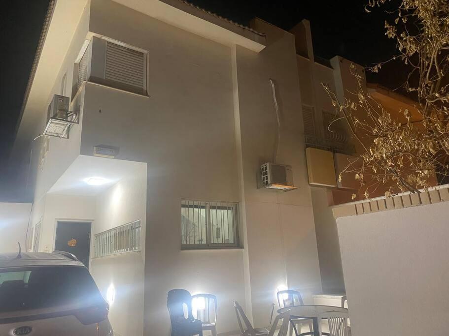 Апартаменти Sima Place Petach Tikva Екстер'єр фото